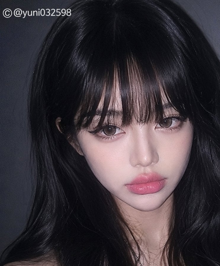 유니 tweet media
