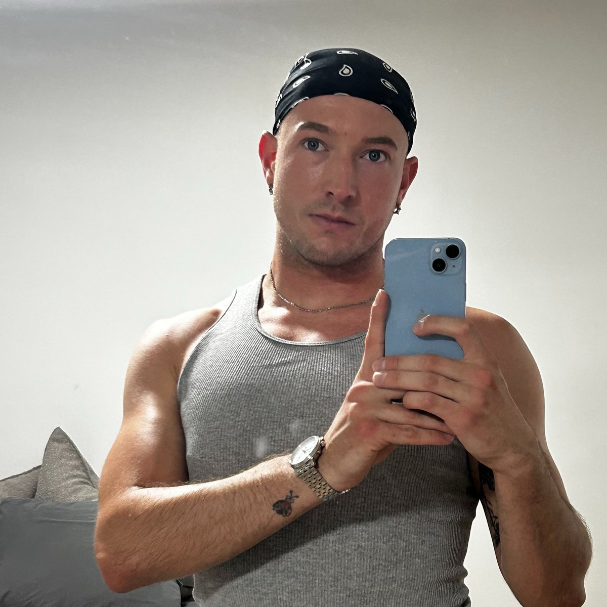 anthonyplutt's tweet photo. seeing triple https://t.co/6MEnDizSjD