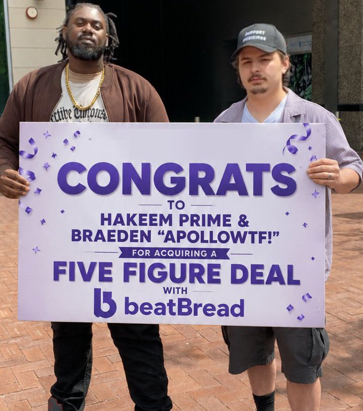 ThePurpleSnake's tweet photo. Hakeem Prime Signs $63K BeatBread Funding Deal While Retaining Master Recording Ownership https://t.co/y9CXe64FuQ https://t.co/WtAr5lWagd