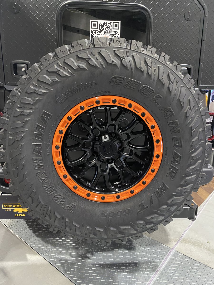GEOLANDAR_JP's tweet photo. FIELDSTYLE EXPO 2025 ジオランダー装着車
FOUR WHEEL CAMPERS様
車輛:グラディエーター
装着タイヤ:GEOLANDAR M/T G003
サイズ:37X12.50R17
#YOKOHAMA #ヨコハマタイヤ #ジオランダー #GEOLANDAR #Fieldstyle #fourwheelcampers #グラディエーター https://t.co/p2EGIY3JCS