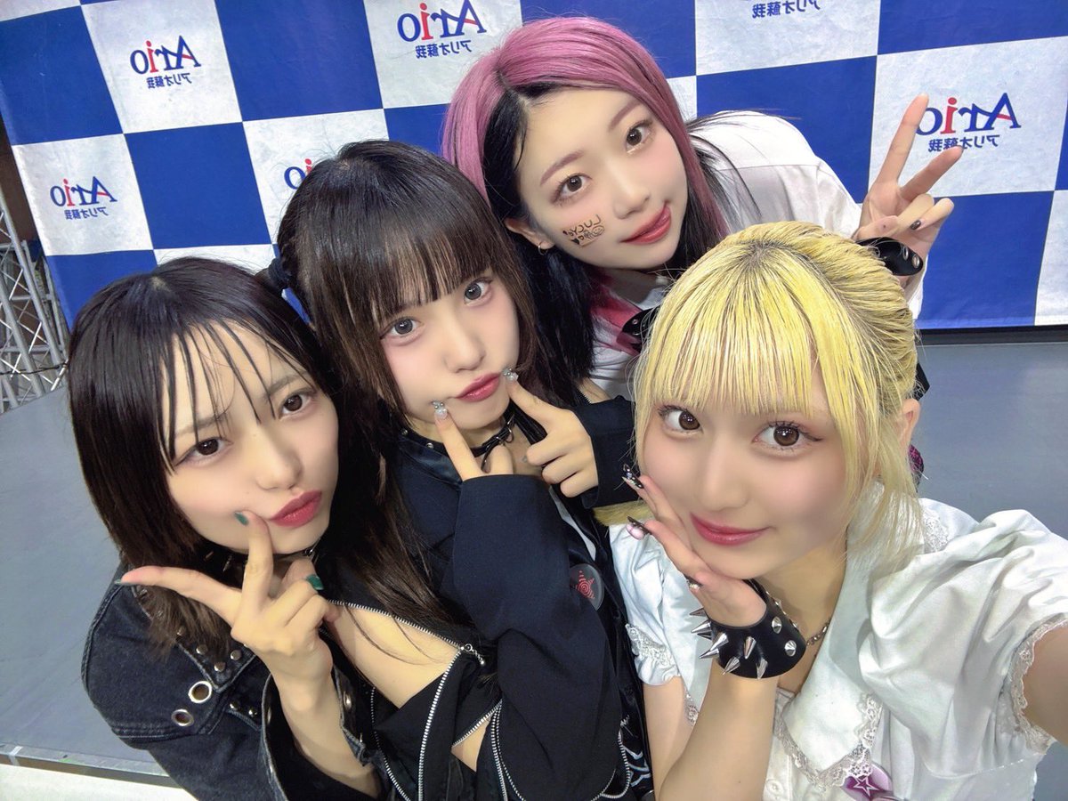 MAKOFFY_LUCY's tweet photo. ♡2026.6.21♡

INFINITY LIVE presents『ASTROPUFF』
@ 下北沢MOSAiC 
Brand New Way
Gradation Graduation
Music in you
アンドロメダ
無意識景色
ドロップ
Ancestors

『Goddamn!!!!!』リリイベ
@ アリオ蘇我 
カクセイゼンヤ
Gradation Graduation
Goddamn!!!!!
無意識景色
ドロップ

#LUCYちゃん https://t.co/NcoOz4Xesz