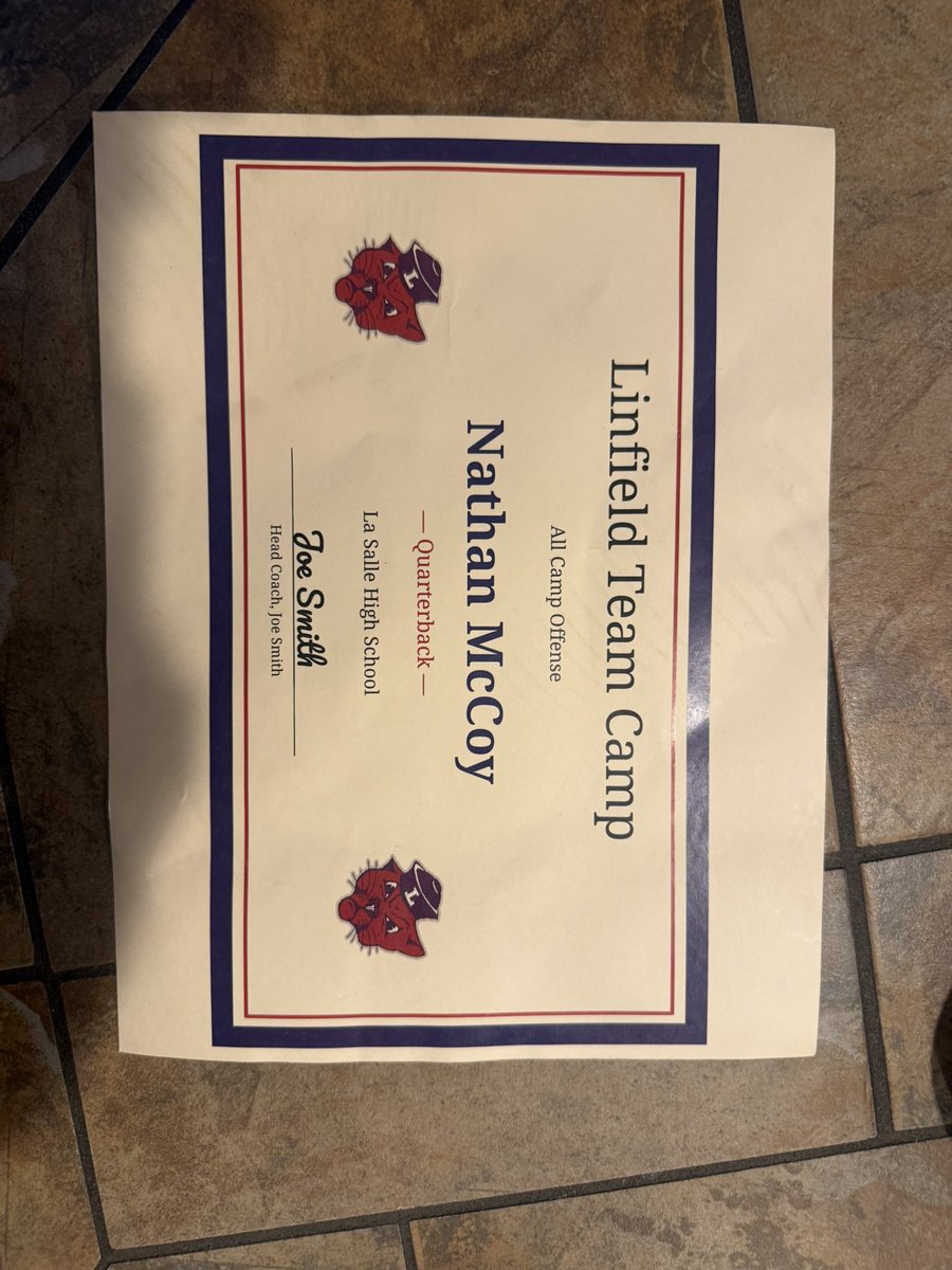 NathanMcCoy2029's tweet photo. Had an awesome time at Linfield team camp this weekend getting to work with my guys and get better as a program. Ended up winning all camp offense for the second year in a row. Thank you to all the coaches
@DustinJanz @lsprepathletics @CoachSmithCats @LinfieldFB @eforcefootball https://t.co/I7X3q4HblX