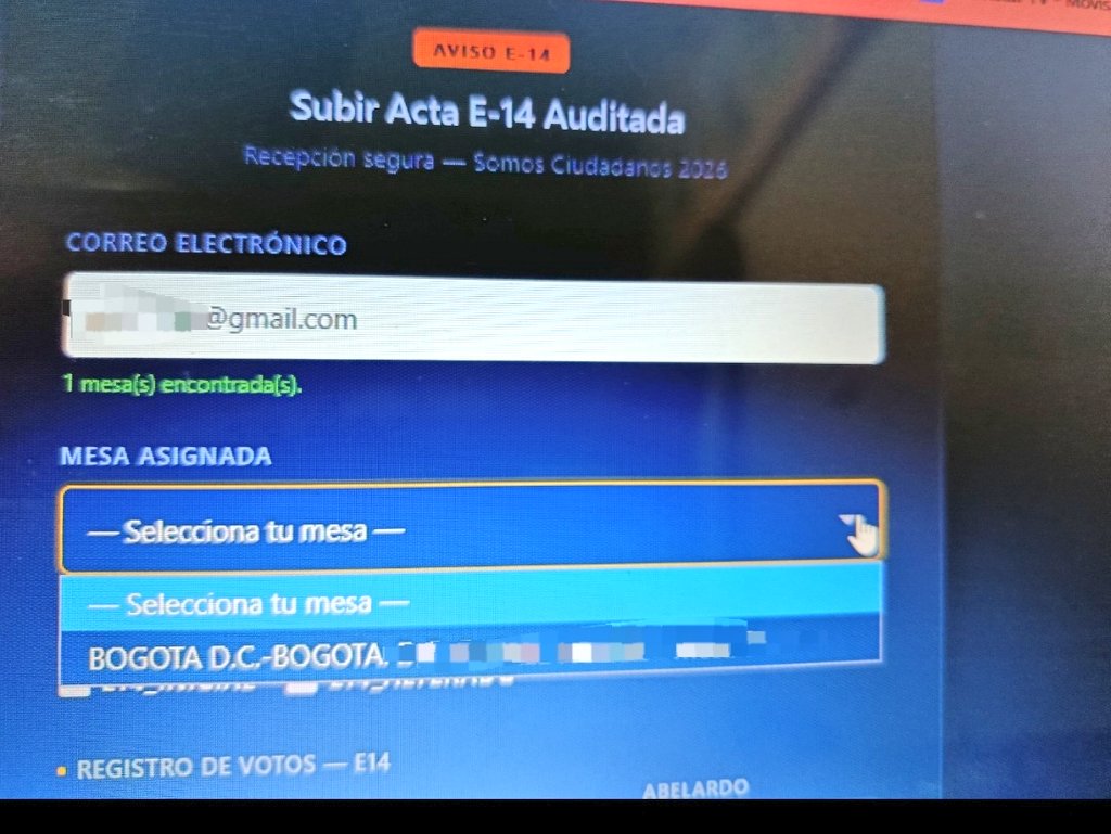 Lapelired_'s tweet photo. @nydi1005 @2camila2Luque @migueldelrioabg @camilaaluque Si no puedes verlo en el correo, podrías usar la otra opción: Ingresa a la página de testigos digitales, selecciona subir formulario, ingresa tu correo y deja que cargue la información, ahí te aparecerá en automático una lista desplegable de las mesas asignadas https://t.co/0YVr2nbxkD