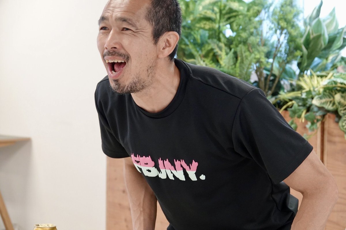 kanbara_h's tweet photo. 【ドラゴン🐉日本―チュニジア戦解説】

愛のドラゴン節、炸裂。

今回は愛が深すぎて久しぶりの徹夜…ぜひご覧ください。

▼第1回
https://t.co/3SwdH1sSHc
▼第2回
https://t.co/EwUgh4rJmQ
▼第3回
https://t.co/IfsmuHYPMw

#SAMURAIBLUE      
#サッカー日本代表

↓試合中はこんな盛り上がりです https://t.co/WWd17Qva10