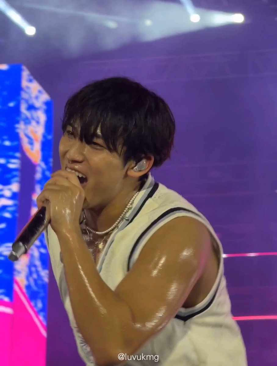 gyumin997's tweet photo. มินกยูเปียกน้ำ so hot มาก🥵🥵 
ผิววาวสวย ผิวแทนที่ถูกต้อง✅ https://t.co/zEx778kr2k