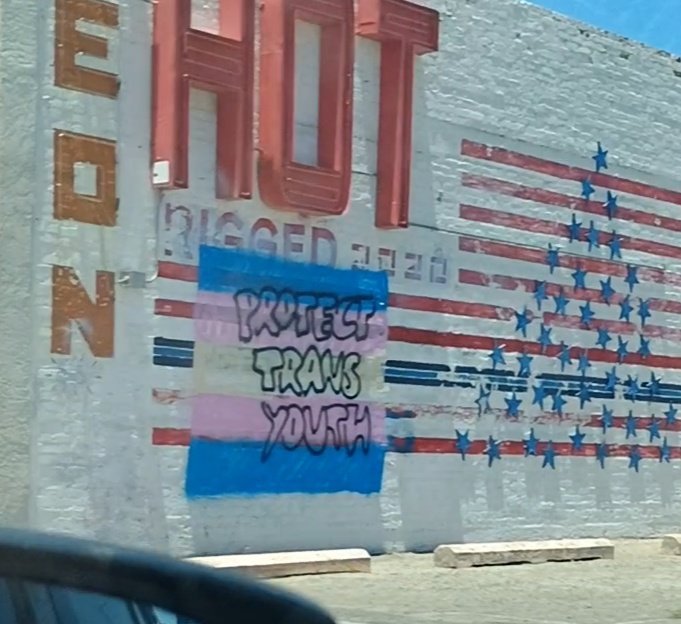 Radical Graffiti tweet media