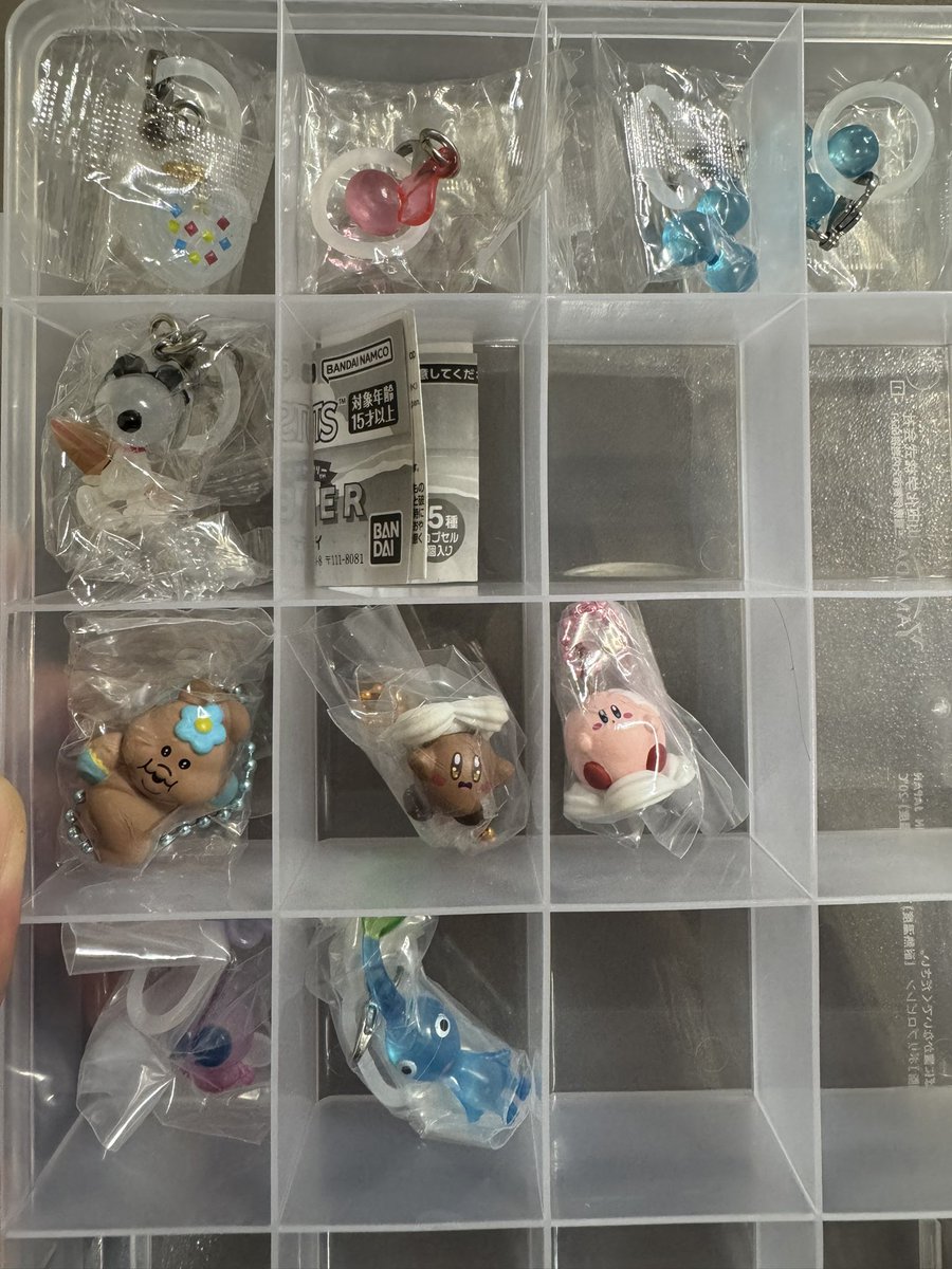 e7266's tweet photo. めじるしアクセサリー　交換　買取　取引　おジャ魔女　スヌーピー　おぱんちゅ　カービィ　ピクミン　ヨッシー　

譲：画像の物
求：定価＋送料
スヌーピーは纏めての方優先⚠️

都内手渡しも可能です！
気軽にお声がけください！ https://t.co/9SEcH6z5n7