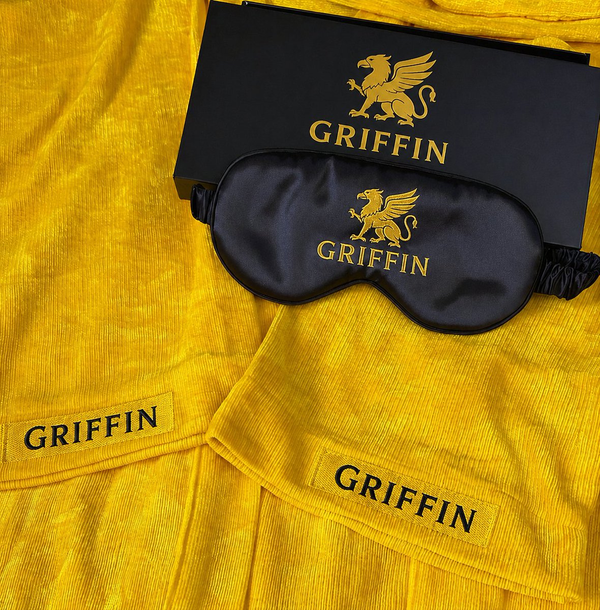 Griffincoin_'s tweet photo. Griffin is not just a meme — it’s the first decentralized myth.  

$GRIFFIN https://t.co/cQn5ZdxLU1