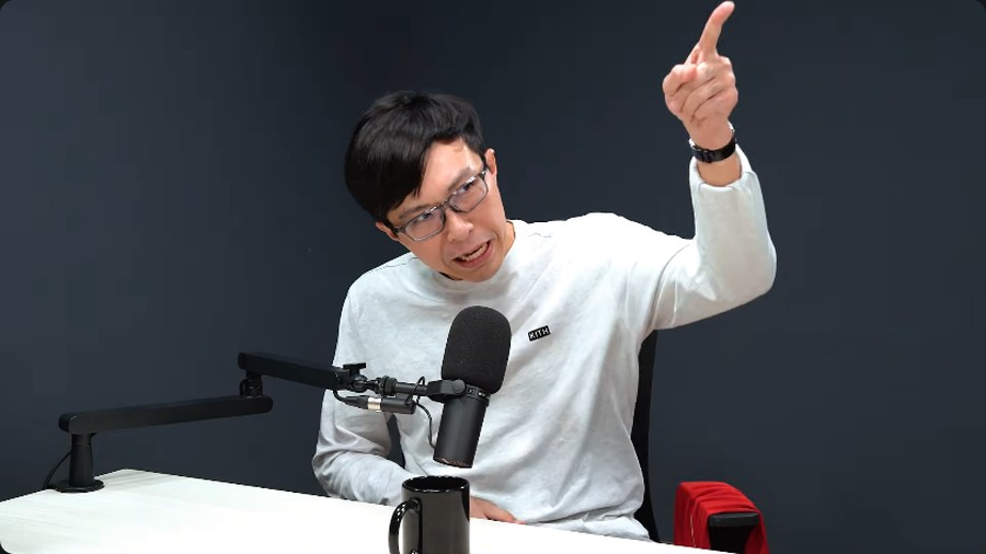 insidefolkative's tweet photo. Gak kebayang lucunya kalo dr Tirta satu podcast sama Ariel Tatum.  Ayo podcast-podcast ga ada yang mau nyatuin mereka nihh 😭😭😭 https://t.co/vxfMUrqZXV