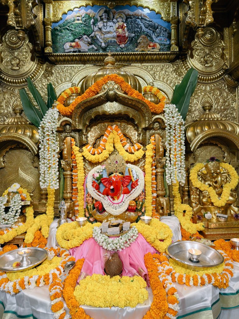 MoryaVibes's tweet photo. गणपती बाप्पा मोरया🌸 मंगलमूर्ती मोरया
🙏Ganapati Bappa Moraya🌸
🙏Mangalmurti Moraya
22/06/2026 https://t.co/9liIZQru3E