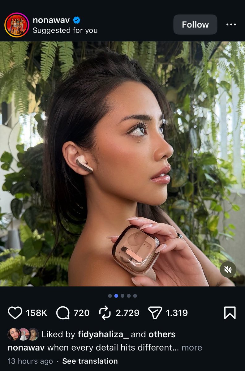 sunkissedseaaa's tweet photo. her side profile OMG https://t.co/30vrdas06c