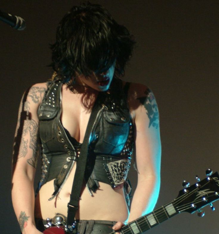 BrodyDallefan1's tweet photo. #brodydalle #thedistillers 🥀🖤🖤 https://t.co/KPajosMjeP