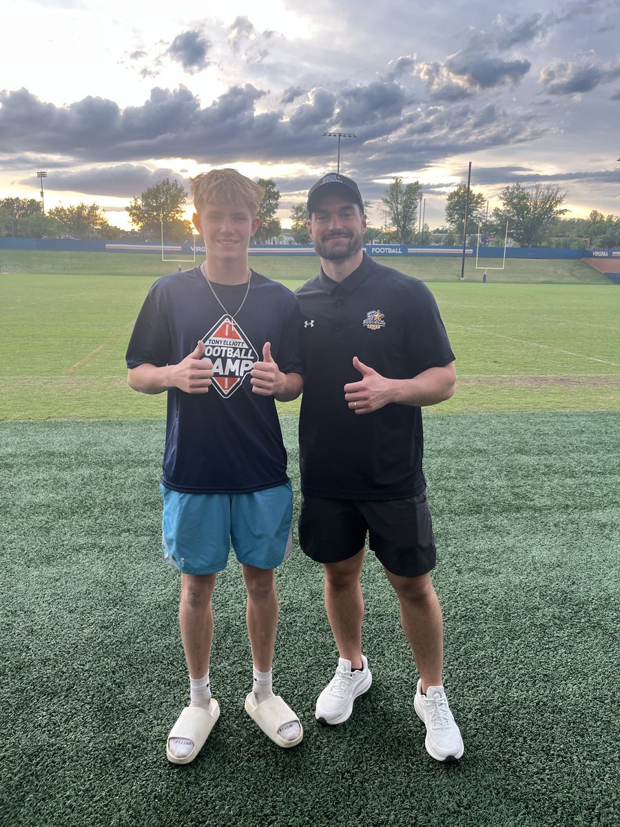 gabelassiter1's tweet photo. Had a great time at the UVA camp today! Grateful for the opportunity to compete and showcase my skills! Thank you to the UVA coaching staff for putting on a great camp, and a special thank you to Coach Isaac for the picture! Looking forward to continuing to work and improve! https://t.co/3F2kRsUvqb