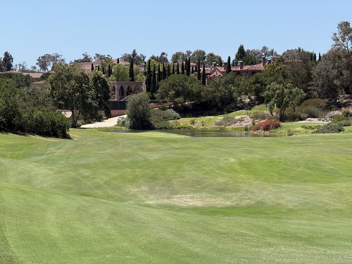 GolfKMA's tweet photo. The Grand Golf Club ⛳️ https://t.co/OqzA7h5doE