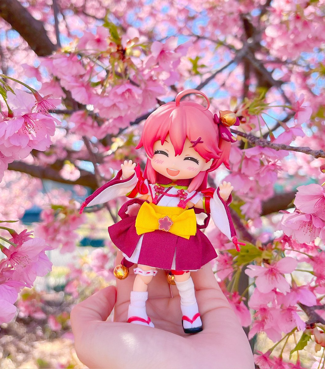 lierre_1310's tweet photo. #思わず生きていると感じたドール写真を見せて下さい
#ねんどろいどホロライ部

ほとんど部屋で撮っている写真ですが...😌🌸 https://t.co/3oHIlFRq3z