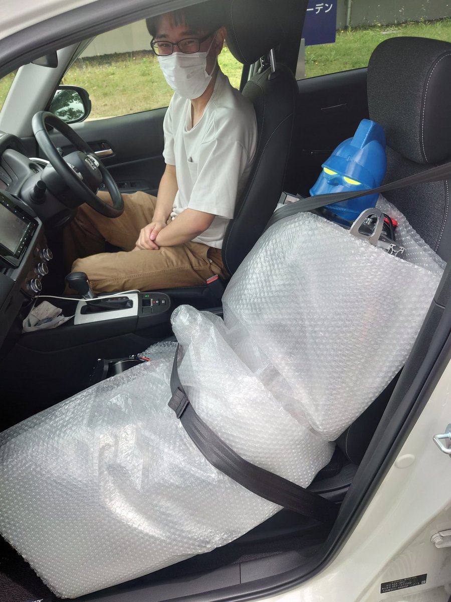 ait_tetusjin's tweet photo. 深く腰掛け、キチンとシートベルトを装着します。
安全運転で参りましょう。 https://t.co/anV6dFRA8C