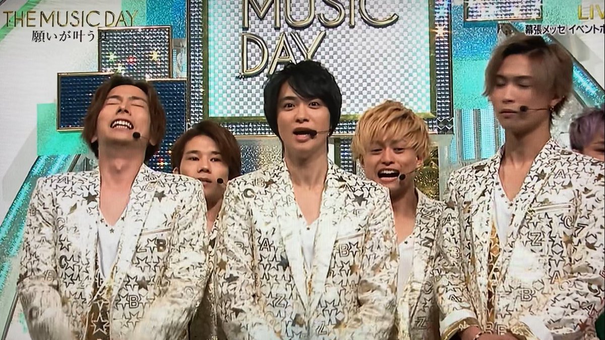 josiesnoopy's tweet photo. このとっつーのジャニーズ王道ど真ん中のビジュ最高すぎる。
これぞジャニーズ！！みたいな少年のような髪型とか。
2017年夏 https://t.co/ROcx3HK3aK