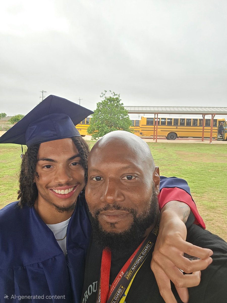 Anthony_Keith88's tweet photo. Happy Father’s Day to my ride or die, I wouldn’t be in the place where I am today without my dad. All the tuff love, support, and discipline I’ve gotten has made me become a better individual/man. We’ve been through a lot of challenges, ups and downs but we lean on each other to better our relationship as son and Father. Love you pops🤞🏾💜