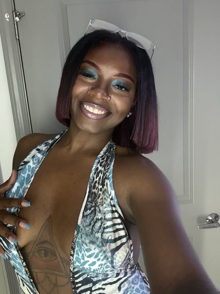 FineAssLi1's tweet photo. I’m Perfect💋 https://t.co/ykJtRS9uzi