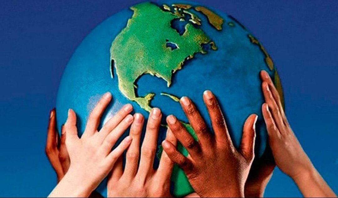 For44870Peace's tweet photo. @hrw 🕊️ Peace is the strongest solution to displacement.
Together, let us defend human rights, support refugees, and create a future where every person can live in safety and dignity. 🌎
#WorldRefugeeDay #HumanityFirst #RightToAsylum #GlobalPeace #UNValues #VoiceForGlobalPeace https://t.co/Lm8xjEeCNH