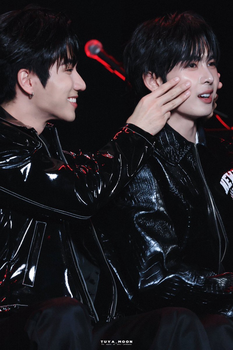 เดวิลจิ๋ว_มัมมี๊น้องเพิร์ธแซนต้าอาม่าเมี่ยง tweet media