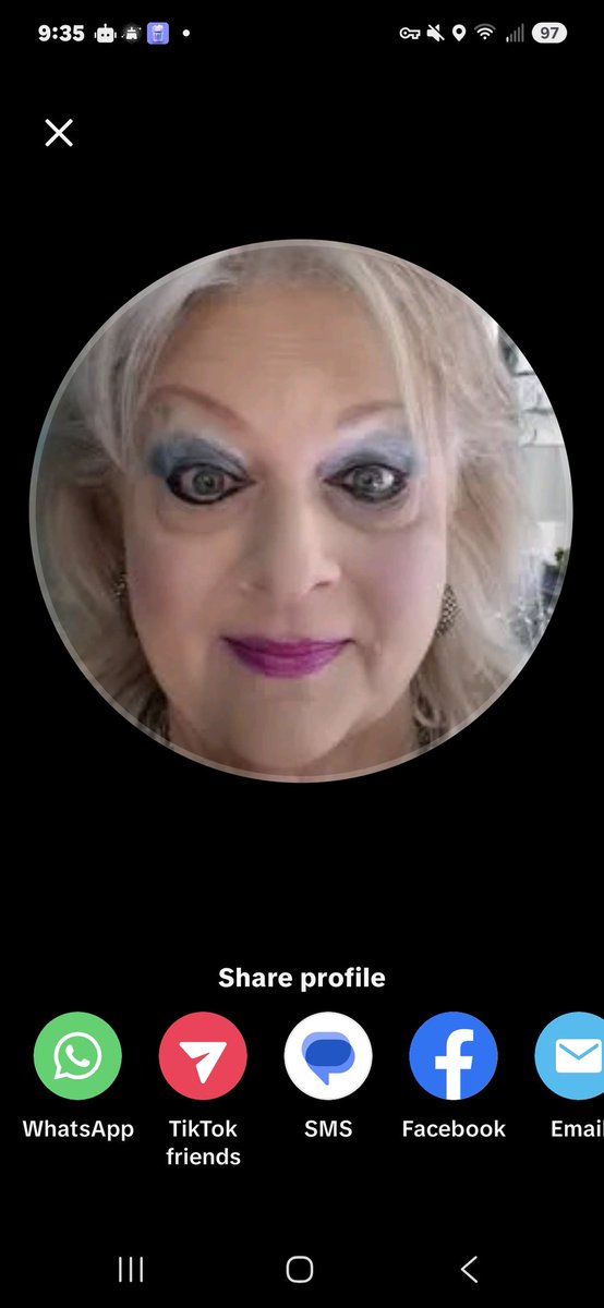 Deborah Coe tweet media