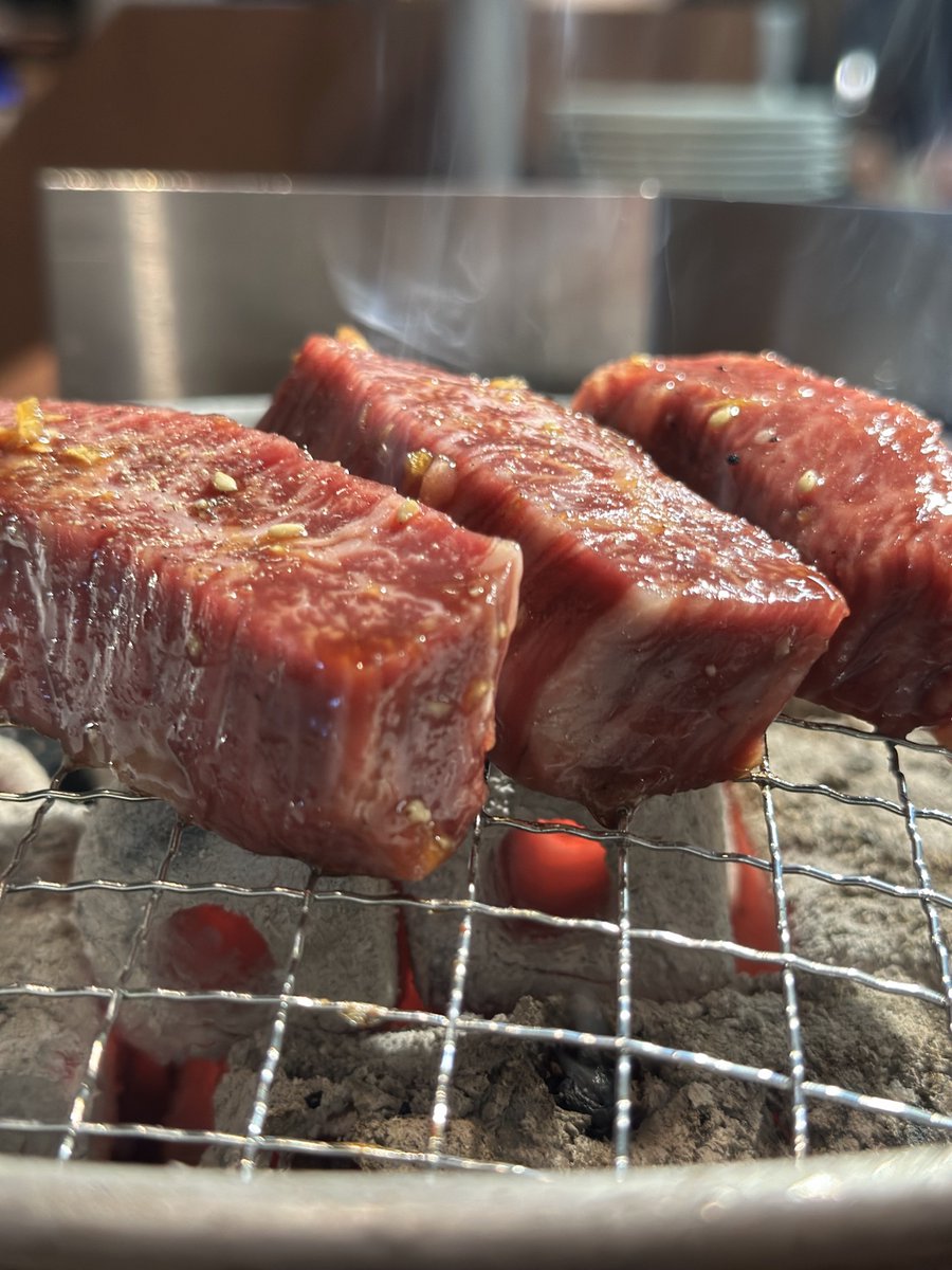 hiuchi1010's tweet photo. 焼肉ひうち大宮東口店7月オープンします！
新店舗は『大宮で1番普段使いしやすい、本格焼肉屋』をテーマにしております。
日頃の感謝を込めてフォロワーの皆さまから抽選で1組2名様7月5日(日)19時〜のプレオープンにご招待いたします！ https://t.co/IaWGEIkxKu