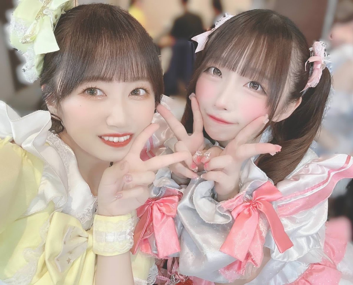 ゆみちゃん　新品　ダンスと凱旋門のイエロープレート LUVRiXさんのゆまちゃんとお写真撮ってもらったよ〜📸✌🏻 実は高校の