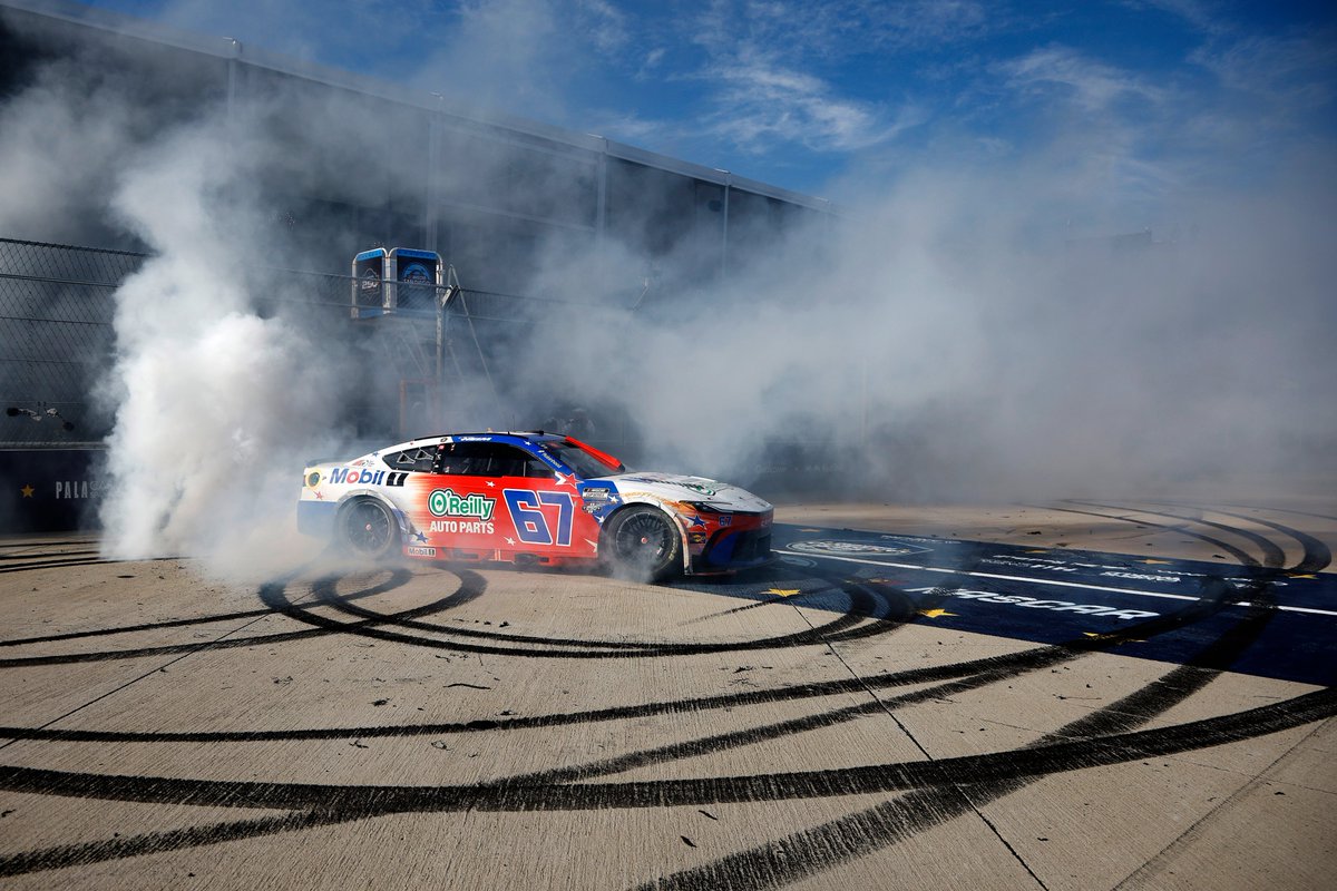 motoresapleno's tweet photo. #NASCAR en el #Callejero de #SanDiego – #Carrera: #CoreyHeim consigue su primera victoria en la #BaseNaval de #Coronado. #motoresapleno #automovilismo #motorsport
https://t.co/71oYVITFoJ https://t.co/nqBpViKrJx