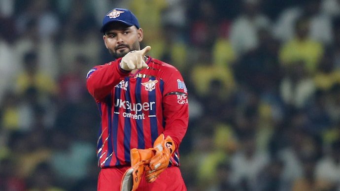 CricketCentrl's tweet photo. 🚨 MASSIVE UPDATE ON RISHABH PANT - RISHABH PANT DIDN'T QUIT, HE WAS REMOVED AS LSG CAPTAIN 🚨[Cric Blogger] https://t.co/zn2URennzp