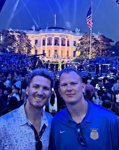 HotsamBatcho's tweet photo. @TicTacTOmar Meanwhile Brady at that exact moment https://t.co/oixxtRnfDg
