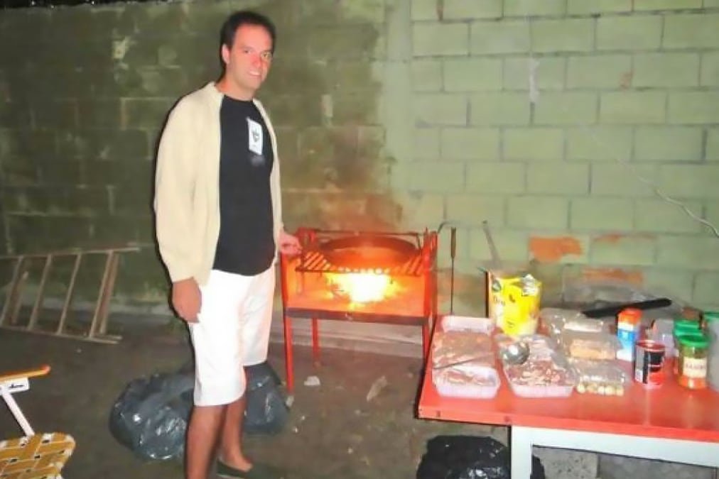 JRN76572088's tweet photo. @elprofesorcaleb Laburo toda su vida en el sector privado dice jajaja, ese chorro de mierda no tenía ni para pagar una sube https://t.co/rGAx1qc60M