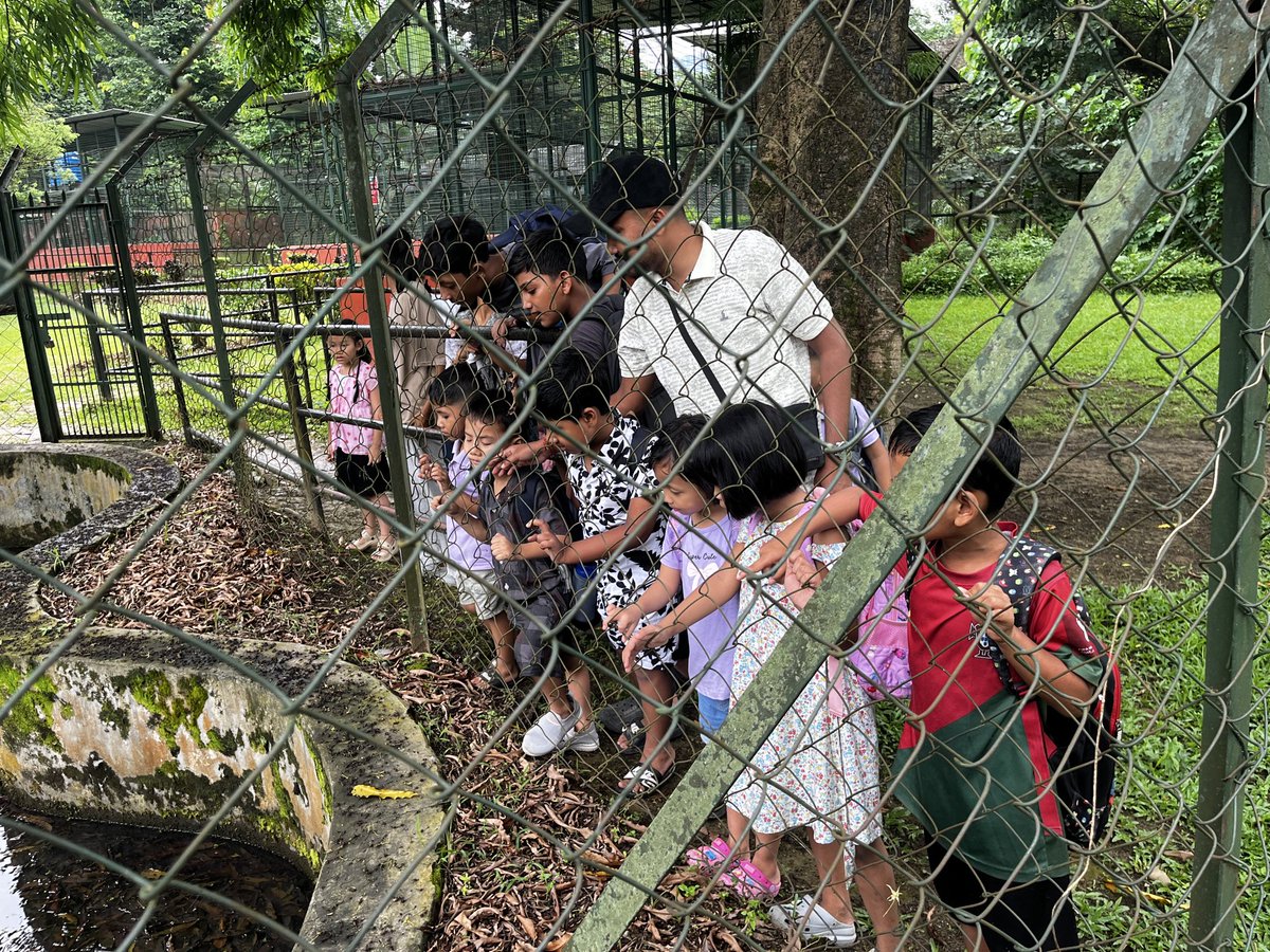 NalcMiao's tweet photo. 🐾 @NalcMiao students enjoyed an educational visit to Mini Zoo Miao, learning about wildlife and nature conservation.

Sincere thanks to the Forest Department for their kind cooperation and support. 🙏🌿

#MiaoMiniZoo #EducationalTour
@PemaKhanduBJP @ChownaMeinBJP @pasang_sona https://t.co/KQkzuNrhJ7