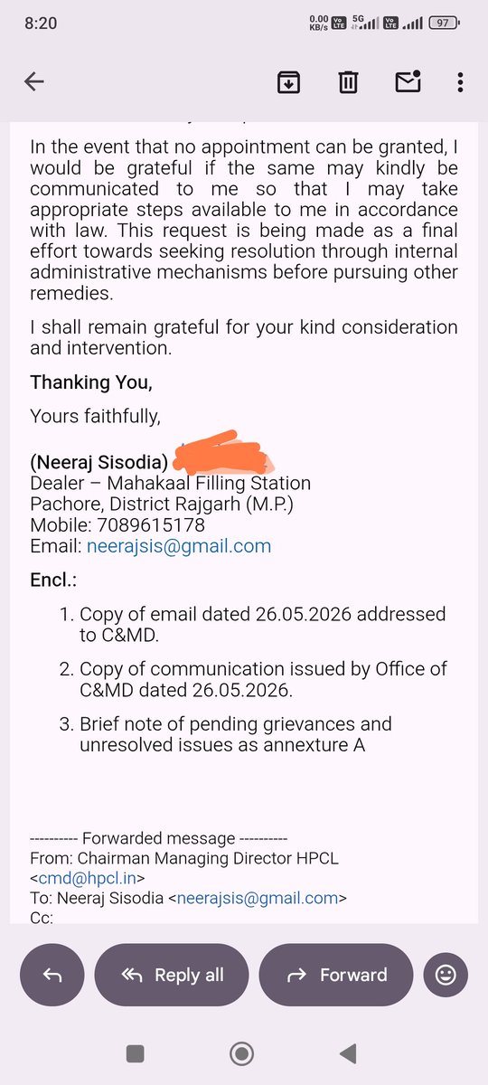 Neerajalaj's tweet photo. @CMD_HPCL न मुझे सुनने को तैयार है न मिलने को पंप को 1 महीने से सप्लाई नहीं दी जा रही है  निरंतर लगभग 800 लीटर शॉर्ट पेट्रोल डीजल की सप्लाई इंदौर डिपो से की जा रही थी खेती की जमीन पर @HPCL ने कब्जा कर रखा है ऊपर से अधिकारी धमकाते अलग है। है कोई सुनने वाला इस अंधेर नगरी में? @neerajmittalias @PMOIndia @PetroleumMin @_AIPDA @PesoNagpur
