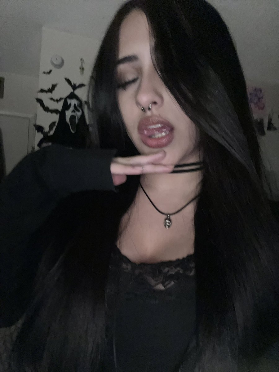 truly_trinn's tweet photo. ──── ⋆⋅☆⋅⋆ ────
Ი𐑼 haii!!! heres a get to know me ig :3
⊹ ࣪ ˖ name:trinn 
₊ ⊹ age:21 
˙✧˖ prns: she/her 
✧˚₊‧ 
⠀#subtwt #haii #moots #bnuuy #boost 
  #alttwt 

    Ი𐑼  ♡ / ↻ to be moots :3 

──── ⋆⋅☆⋅⋆ ──── https://t.co/9671hB1uzB