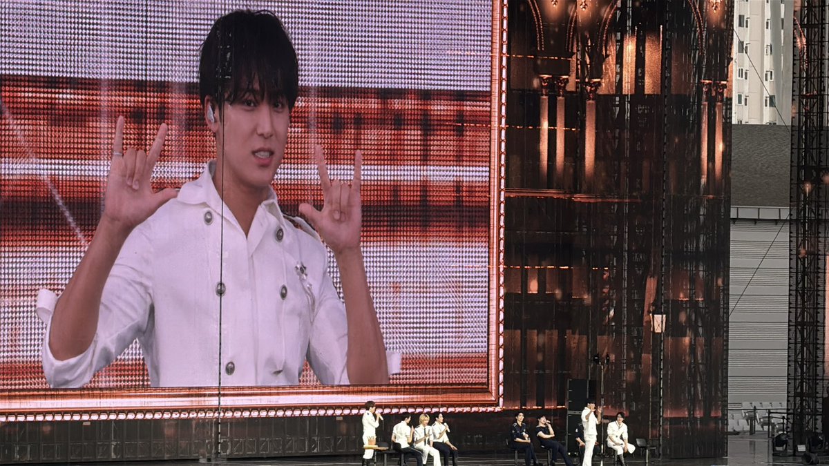 duckhalmae's tweet photo. 잇츠미 민규 영상 많아서 너무 좋아 ㅠㅠ
다른 방향 각도에서 다 볼 수 있다고 https://t.co/A3C1kE2srr