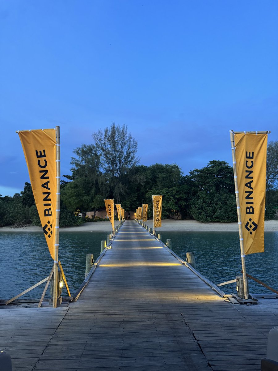 PeterCheng97's tweet photo. 不得不说币安搞活动可以的 @binance @heyibinance https://t.co/4ixfBHYYUp