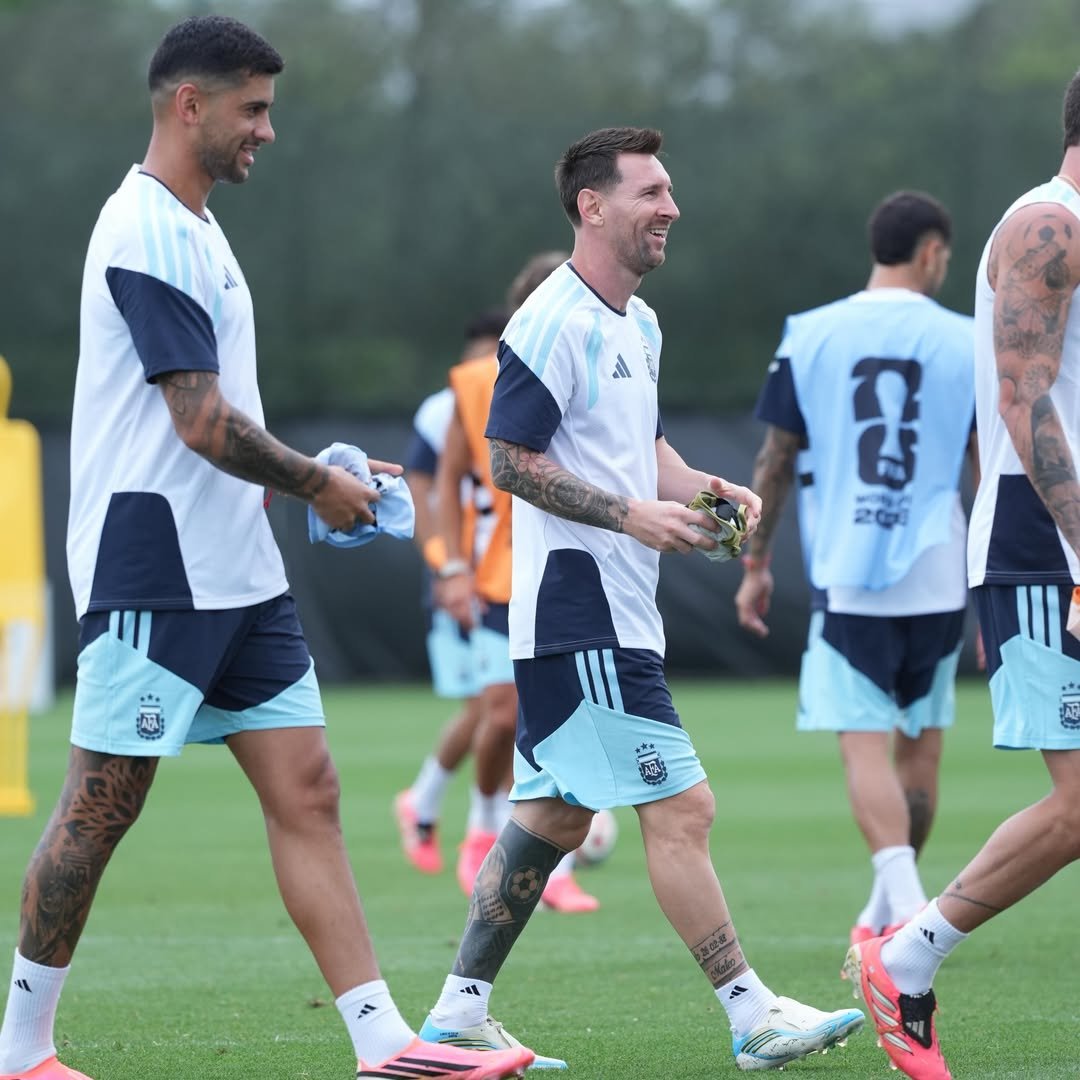 MdMim95's tweet photo. শুভ কামনা 🇦🇷⚽ https://t.co/WeEBdUFjv3