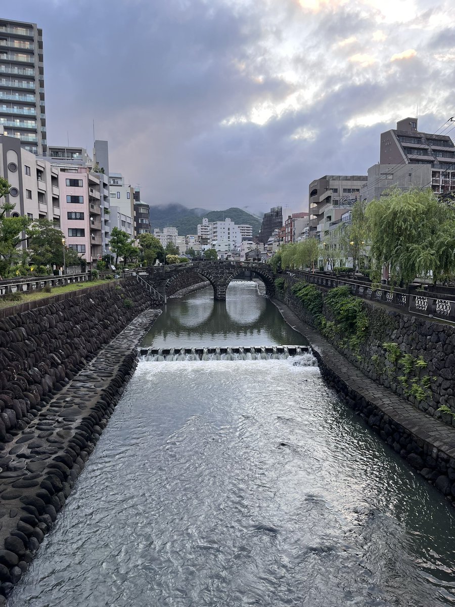 tadgol's tweet photo. マーキーさん、皆様、こんにちは🌆
やっと大きな現場が終わりました〜
嬉しい☺️
出張先から帰りながら合流です🚌
初めての事が多すぎましたが、とても
いい経験になりました👍
 #MMM765 https://t.co/zQbL2oEzxP