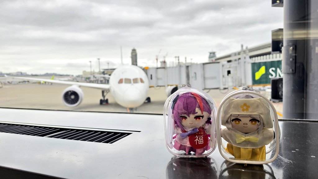 Sakkin29's tweet photo. ✈️待機中 https://t.co/UGMsq3g3Ui
