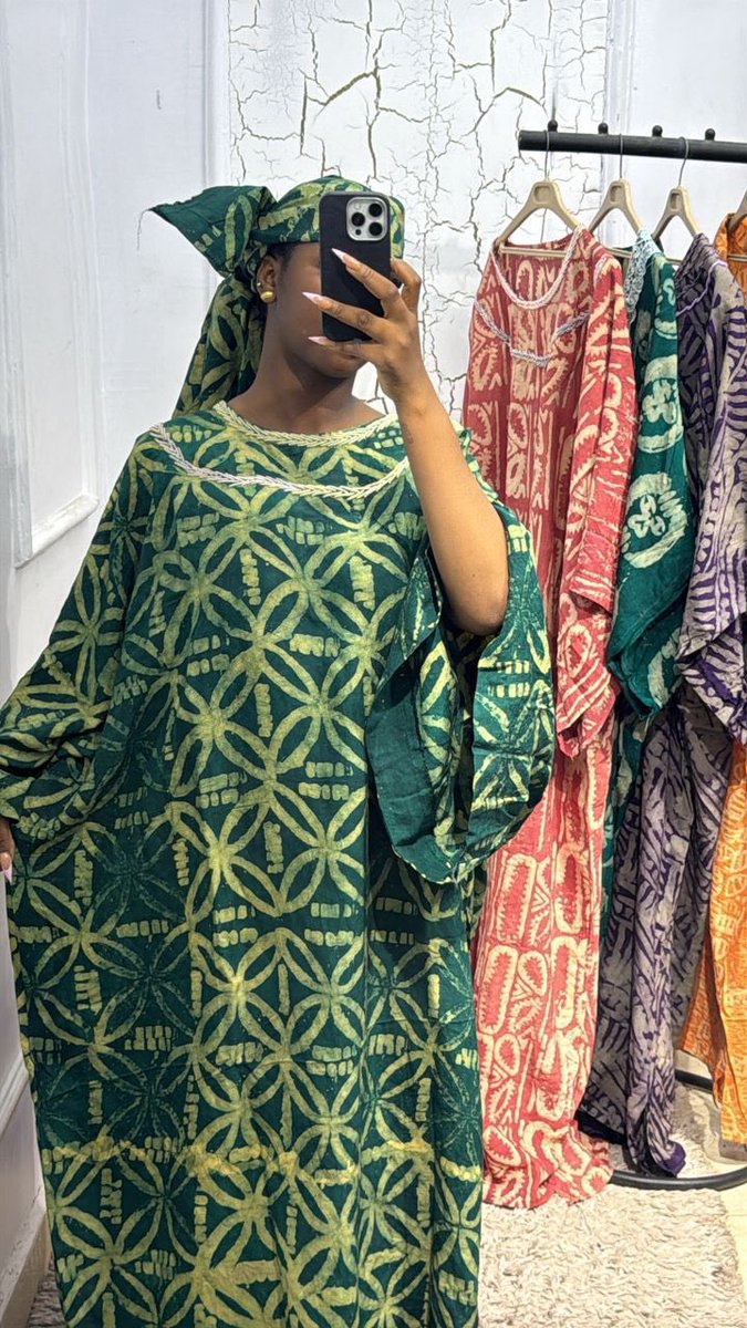 haleemed's tweet photo. Adire gown original quality with scarf ✨✨✨

Price:20,000

Location:Kano

Nationwide https://t.co/NjbADB0N7P