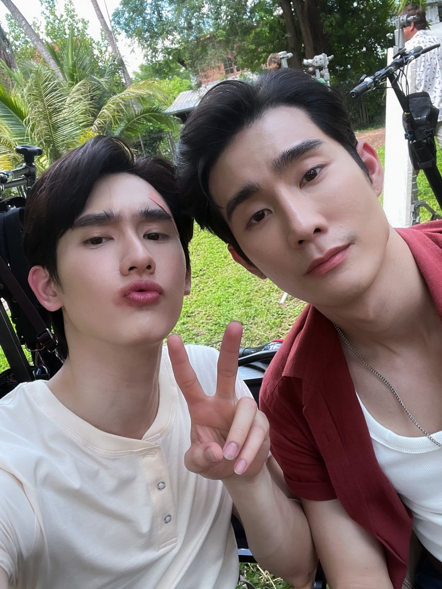 หงเสนคลุกฝุ่น Lovers & Gangsters tweet media