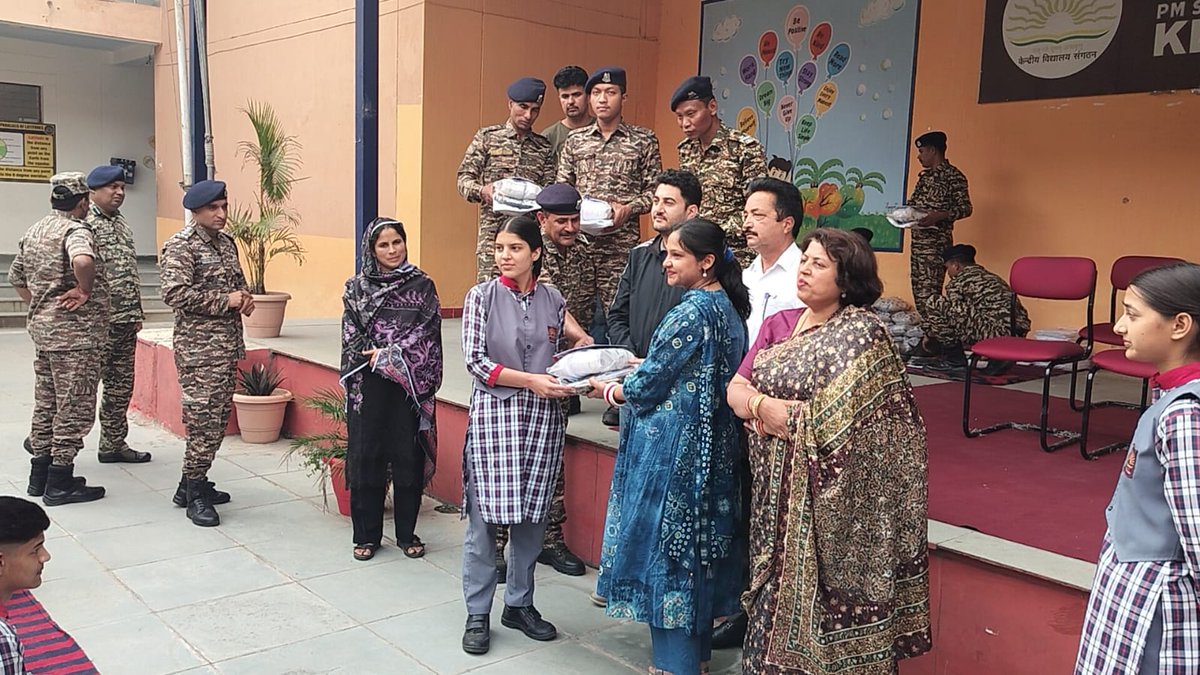 137_bn_crpf's tweet photo. #CRPF #KV_Chenani #HumanResourceDevelopment #NationFirst #CommunityFirst
@crpfindia
@jammusector
@KVS_HQ https://t.co/vfVAkk7Sqh