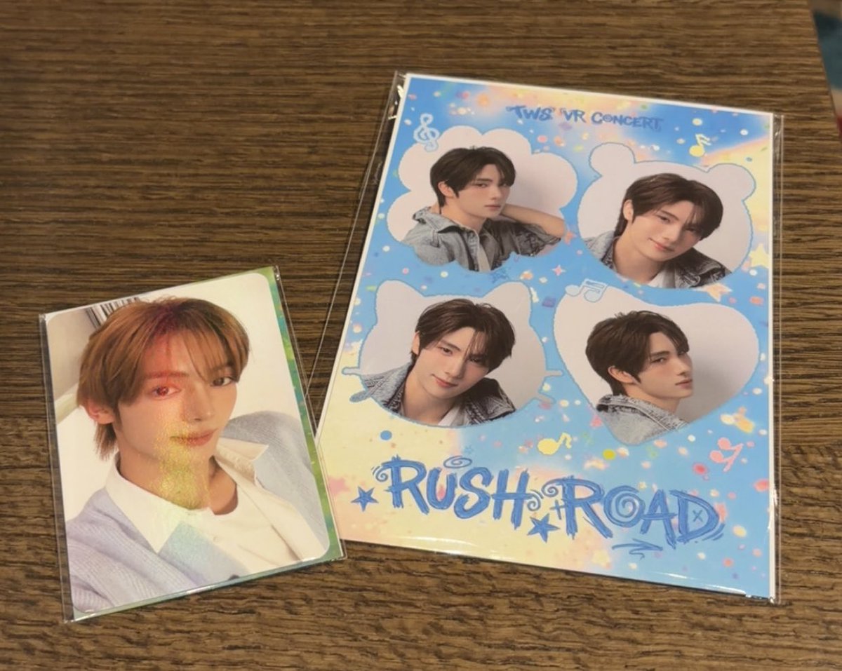 periperi0_0's tweet photo. TWS RUSH ROAD VR CONCERT 特典　交換

譲)ヨンジェ
     ハンジン(スペシャル)

求)シニュ https://t.co/SaZTAoP7m8