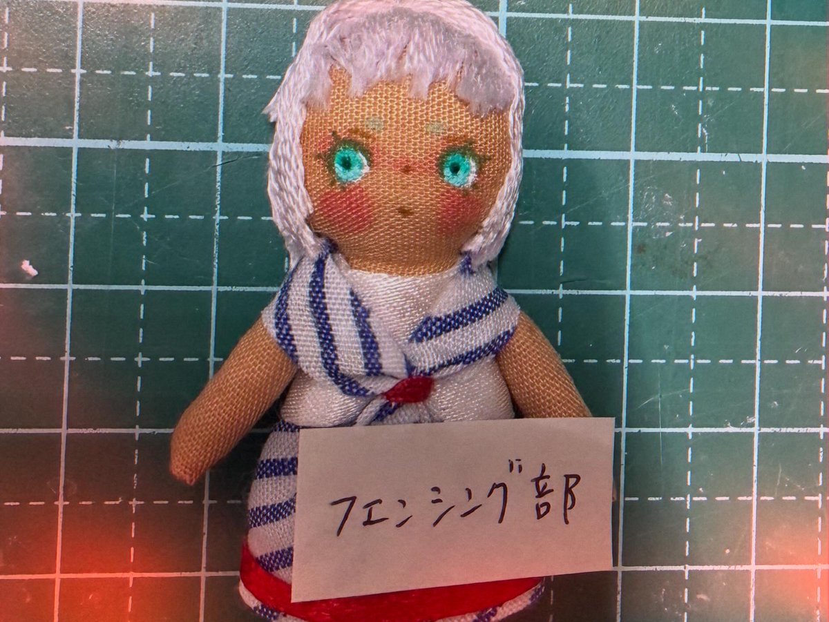 yummytoybox's tweet photo. 【YTB学園】

名前と所属部が決まってきた。

身長は5センチくらいです https://t.co/Luz6HXKETe