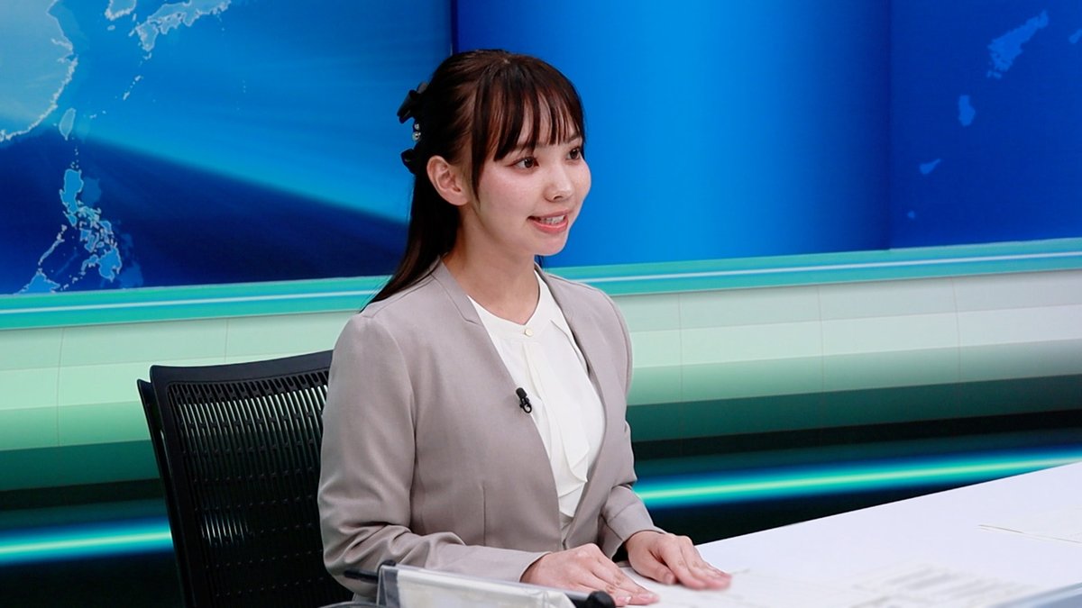 MBC_kagoshima's tweet photo. 📺祝！テレビニュースデビュー🎉

今日のMBCごごナウで、#小田原千裕 アナウンサーがデビュー！✨

#小薗和叶 アナも見守る中緊張の本番💦
終了後は「ごめんなさーい！」とちょっぴり悔しいスタートに🥺
これからの活躍を温かく見守ってください🌸

👇初ニュースはこちら
https://t.co/SO5Vx1mW3s https://t.co/2lPp9OcWk1