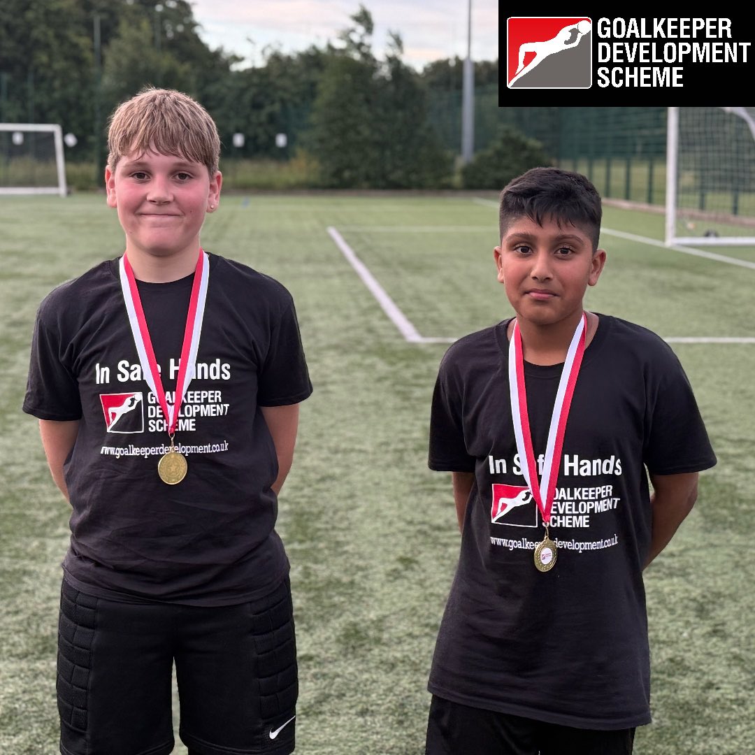 GDSOfficial__'s tweet photo. Congratulations to Hoodie &amp; Panda who were Keepers of the night at Gospel Oak. 
Both stood out in their groups and were chosen as outstanding performers of the night by their coaches, with excellent work rate and attitude
#gdsawards #gdsacademy #goalkeeping #insafehands https://t.co/wIUPSsljaX