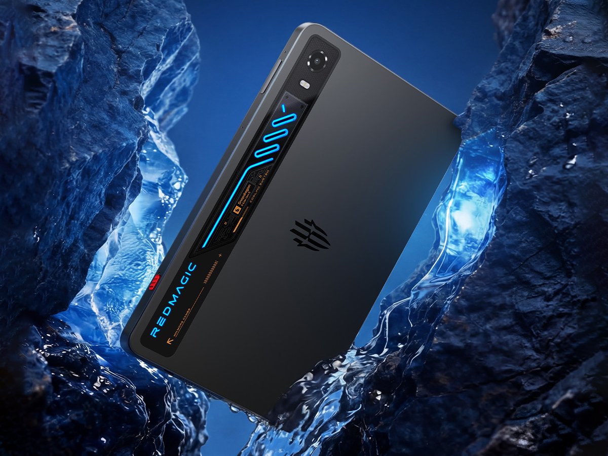amanz's tweet photo. RedMagic Gaming Tablet 5 Pro Tampil Dengan Cip Qualcomm Snapdragon 8 Elite Gen5 Dan Paparan OLED  https://t.co/0QTmjhSCQ1 https://t.co/f7LdZslVv7