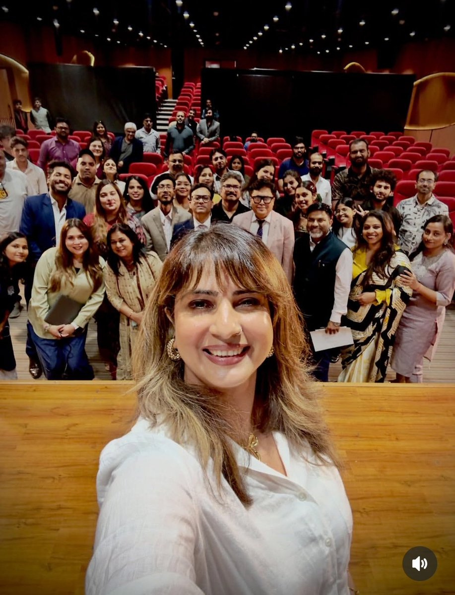 MBorohuyan's tweet photo. You are as beautiful as a journalist as you are beautiful in appearance.
 पूरी दुनिया आपकी तारीफ करता है। 
@sakshijoshii ma'am ❣️ 
Love from Assam India https://t.co/gv1MwllEll