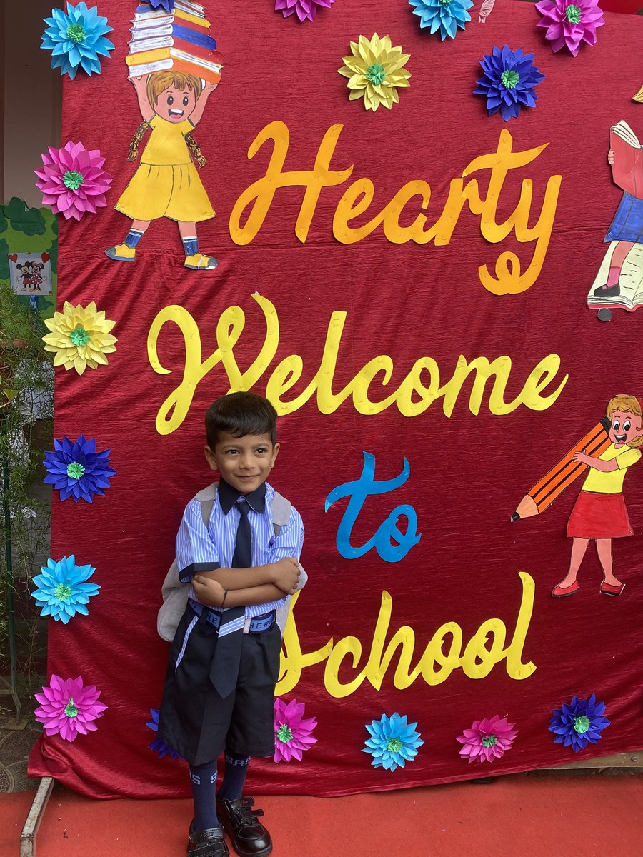 NSK_BRS's tweet photo. Today Is My Big Boy Divyansh first Day At School 

#St.TheresaHighSchool https://t.co/TuEmfmbXYn